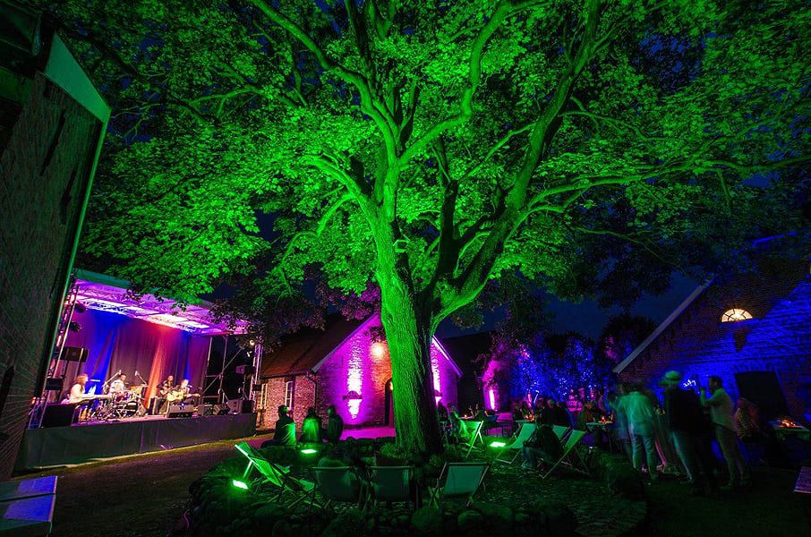 Ambientbeleuchtung im Festgarten Aschendorf